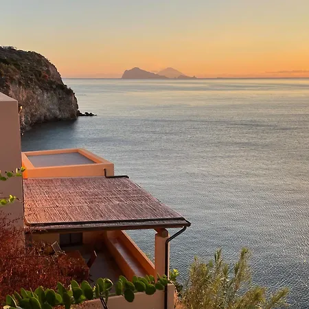 Casa Incastonata Nel Mare Vila